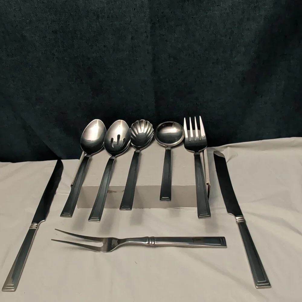 8 Pc HAMPTON SILVERSMITHS PORTFOLIO Serving Set | Glossy Hostess Completer 208
